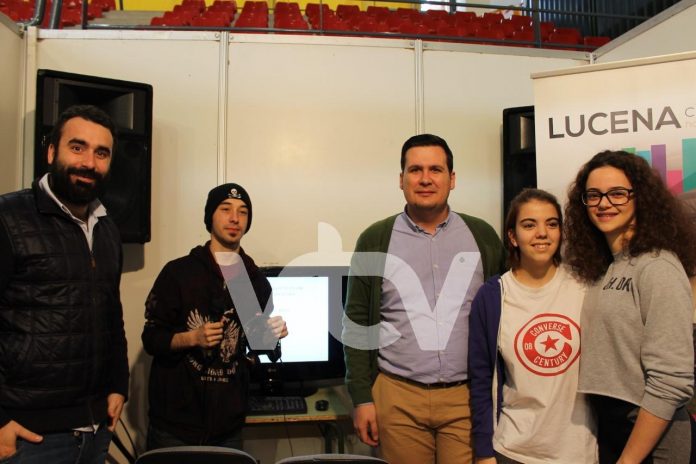 IAJ salón del estudiante