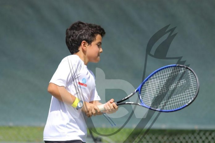 31-05-18 2 tenis infantil