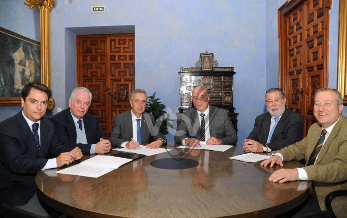 FOTO_firma convenio hacienda local_01
