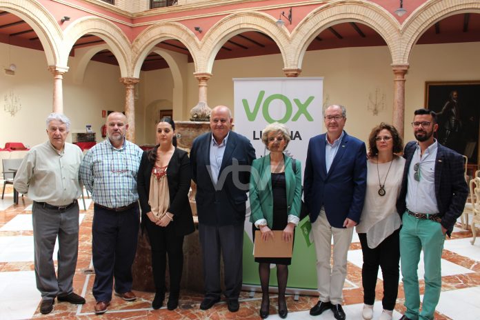 VOX LUCENA