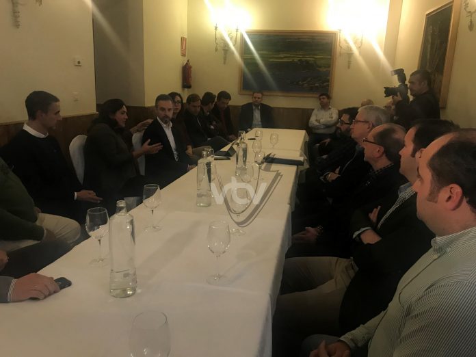 pp empresarios mueble hotel