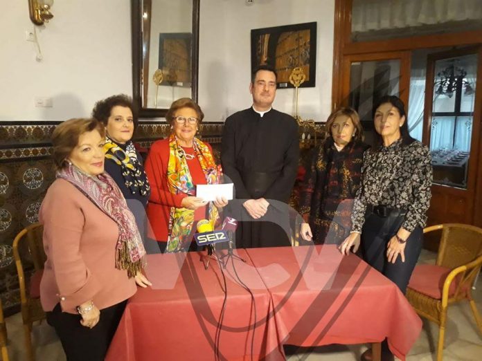 mujeres en igualdad cocido comedor
