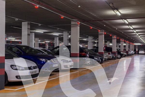 aparcamiento plaza nuea lleno