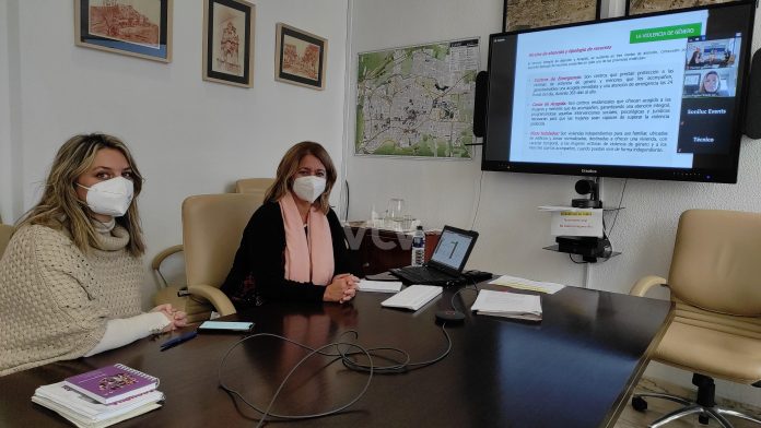 Carmen Gallardo, antes de intervenir en las jornadas técnicas