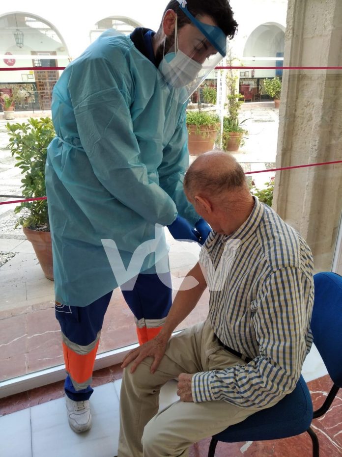 primer vacunado san juan de dios