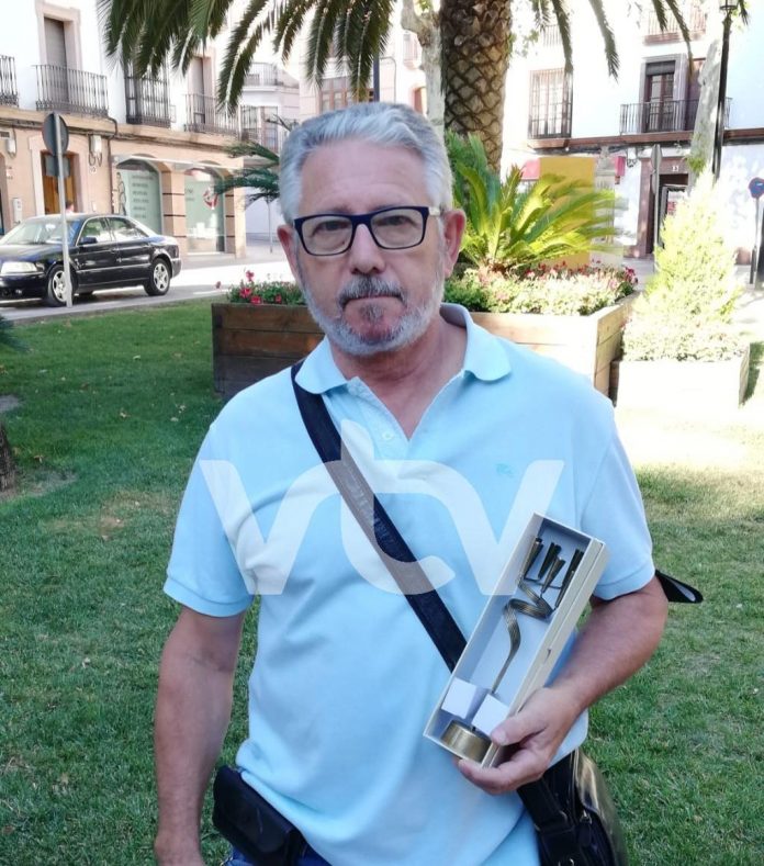 GONZALO ANGULO 2