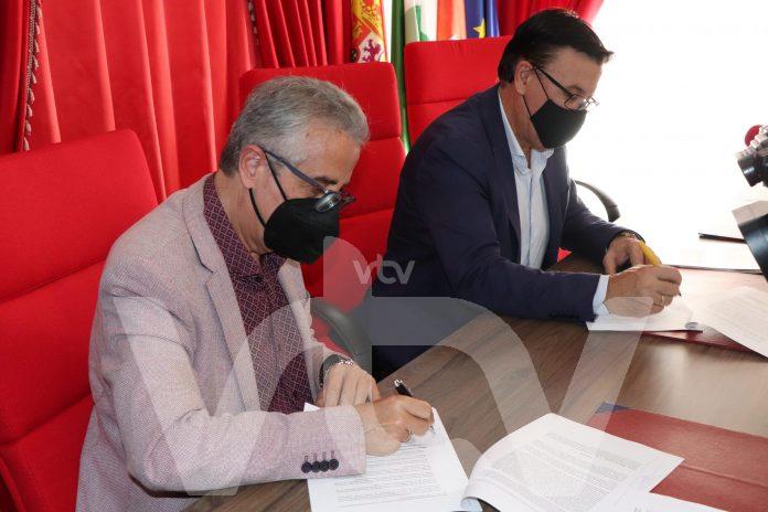 Firma convenio Igualdad GDR-Mancomunidad (4)