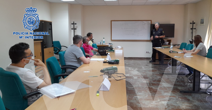 policía nacional once