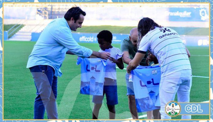 Camisetas niños infancia solidaria operados