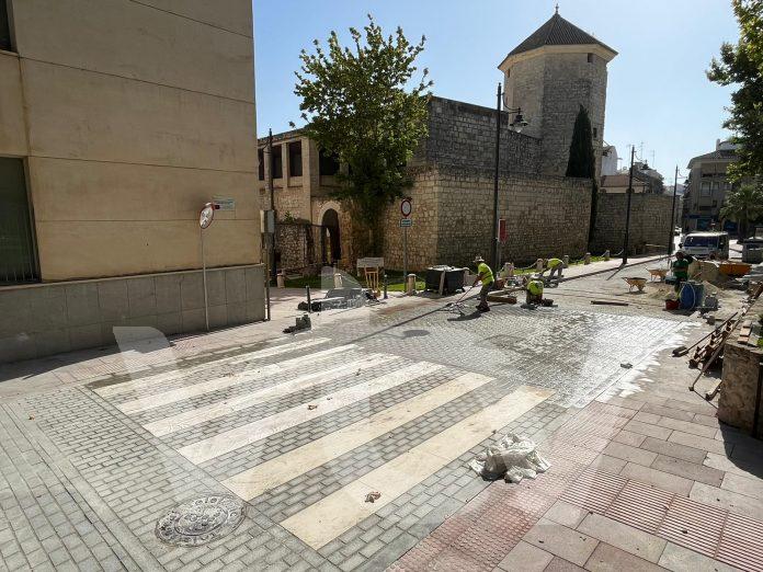 PASO PEATONES COSO TERMINADO