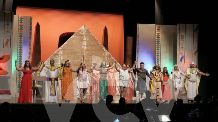 la corte del faraón