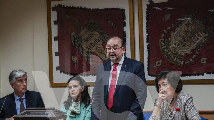 Joaquin-Abras-asistentes-proclamado-presidente_1747336452_172599872_1200x675