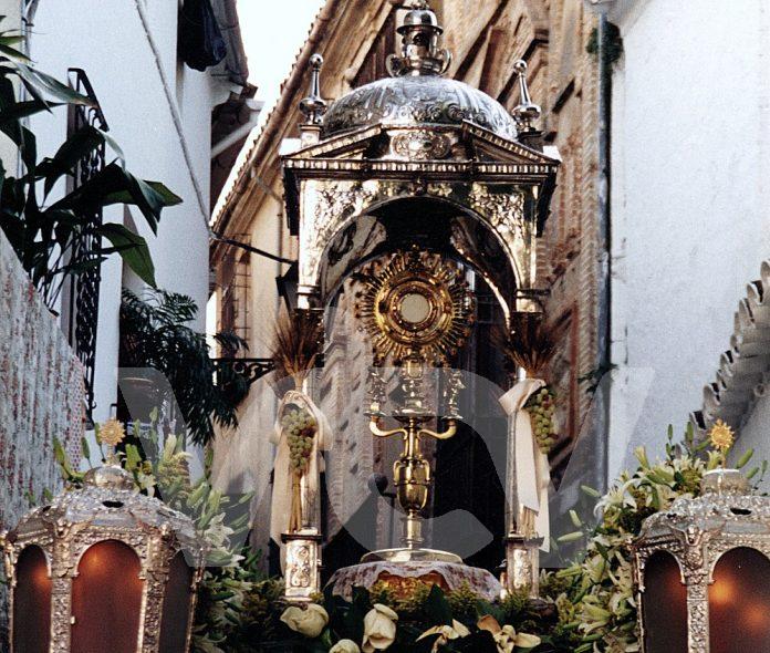 Corpus-Christi-Lucena