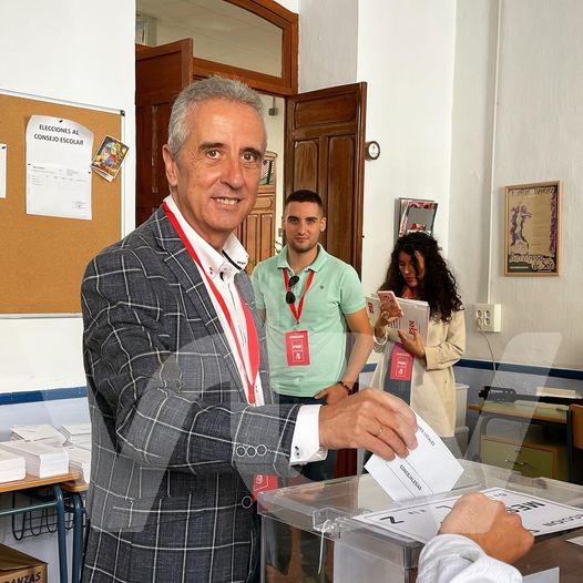 juan pérez votando
