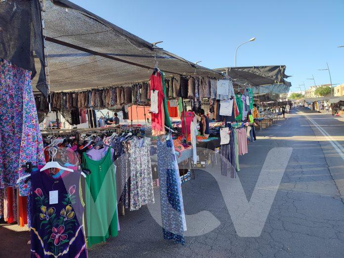 230729 Mercadillo en Ronda del Valle mercadillo, bici