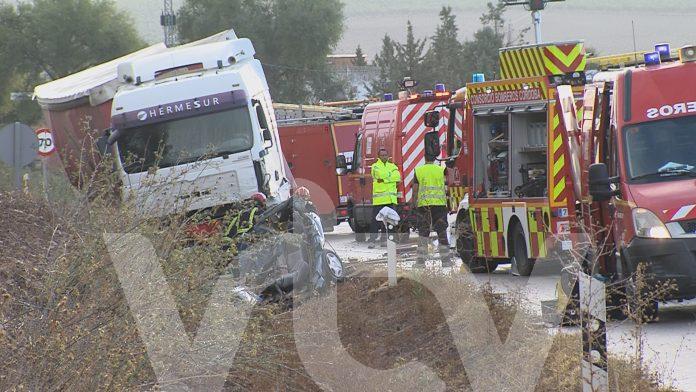 accidente de trafico - carretera de puente genil - 18-10-2023