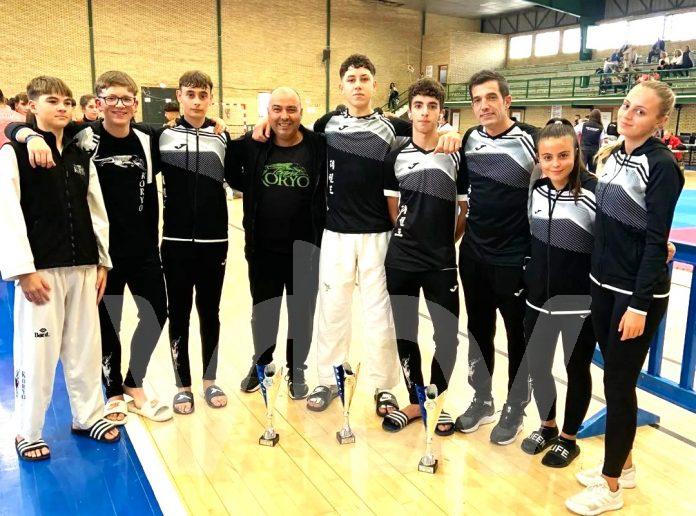 03-11-23 2 club koryo lucena