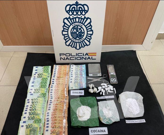 FOTO Policía, cocaina