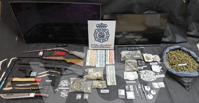 POLCIAI TRES DETENIDOS DROGA Balance, delitos