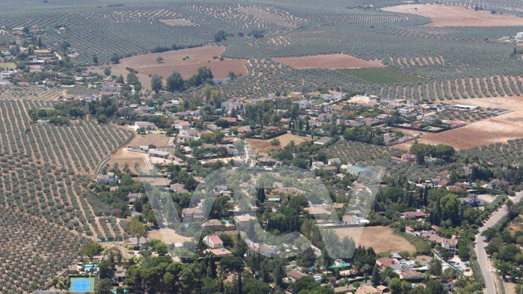 Campo de aras, agua