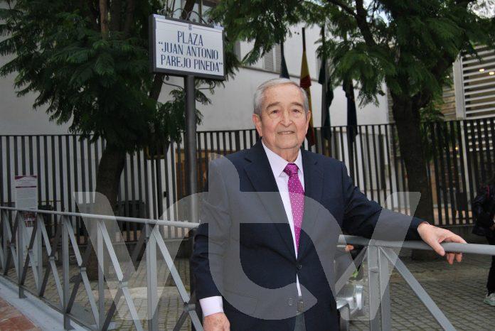 placa juan parejo Agrupación, Juan Parejo