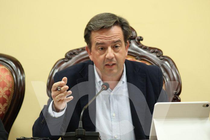 alcalde 1024 Alcalde, mesa hospital