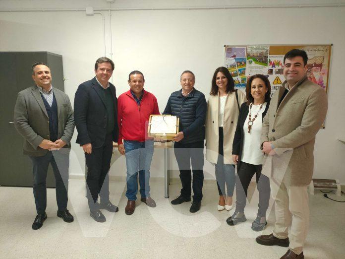 VECINO CALLE RUTE RELOJ Vecinos, calle Rute