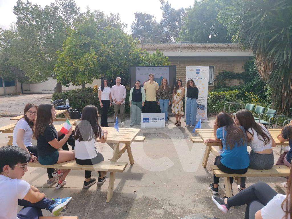 IES MIGUEL DE CERVANTES, COMUNICACION