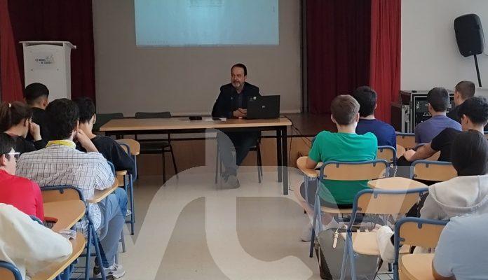 Oplus_0 Jornadas comunicación, IES Miguel de Cervantes