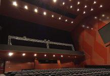 Auditorio, luminaria, patio butacas