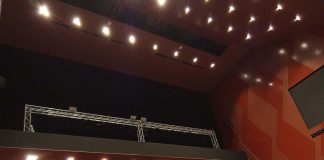 Auditorio, luminaria, patio butacas