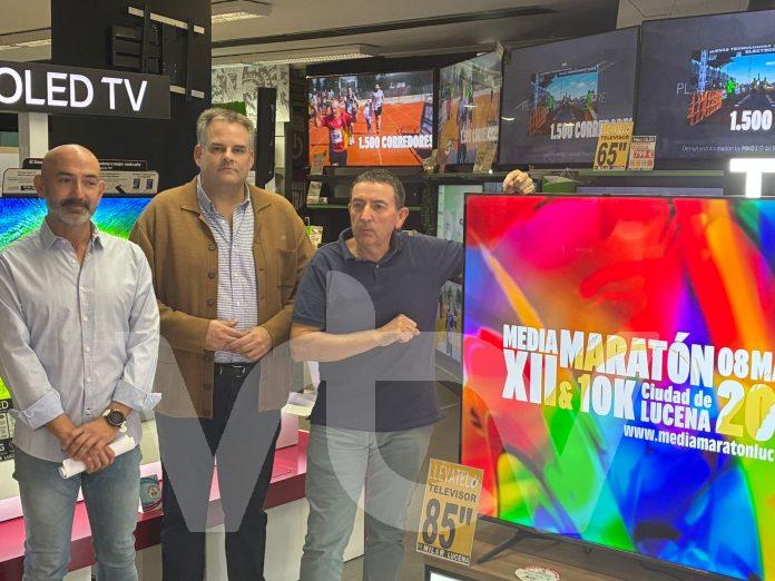 FOTO PRESENTACIÓN VÍDEO MEDIA MARATÓN 10 K LUCENA 301025