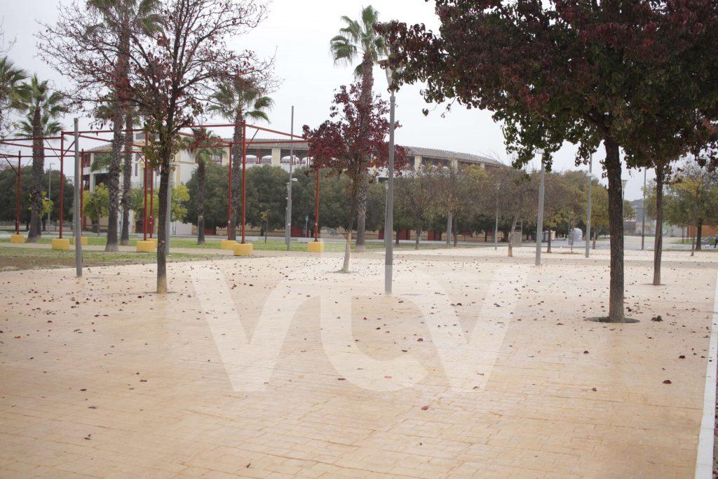 MERCADILLO OBRAS LUCENA