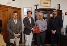 El Ayuntamiento firma un convenio de colaboración con la Sociedad de Cazadores de Lucena