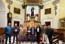 La Venerable Archicofradía de Nuestro Padre Jesús Nazareno entrega un donativo de 3.000 euros a Infancia Solidaria