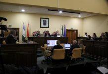 El equipo de gobierno saca adelante las cuentas municipales para 2026 con el apoyo de Ciudadanos, Vox y el concejal no adscrito