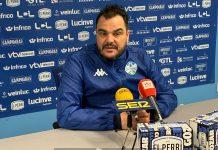 Antonio Jesús Cobos-Entrenador Ciudad de Lucena- “Nos enfrentamos a un equipo muy potente. Y si, estamos trabajando para incorporar nuevos jugadores, pero sin hacer locuras”