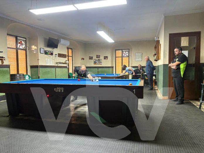 FOTO BILLAR LUCENA JUEVES 111225