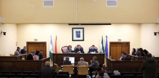 Pleno aparcamiento Huerta el Carmen