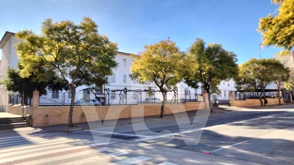 VOX APARCAMIENTO LUCENA