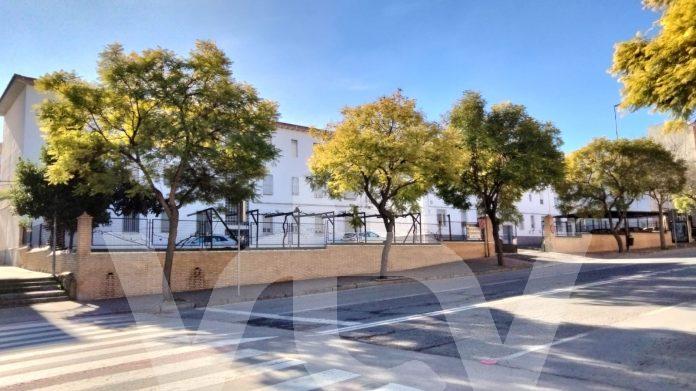 VOX APARCAMIENTO LUCENA