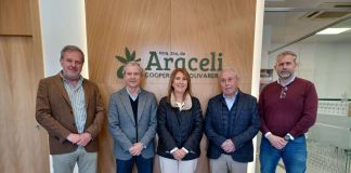 GOBIERNO, COOPERATIVAS, OLIVAR