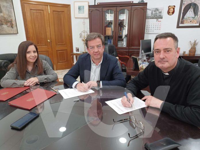 SAGRADA FAMILIA, OBRAS, COMEDOR, CARITAS