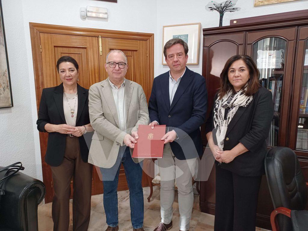 CENTRO COMERCIAL DE LUCENA