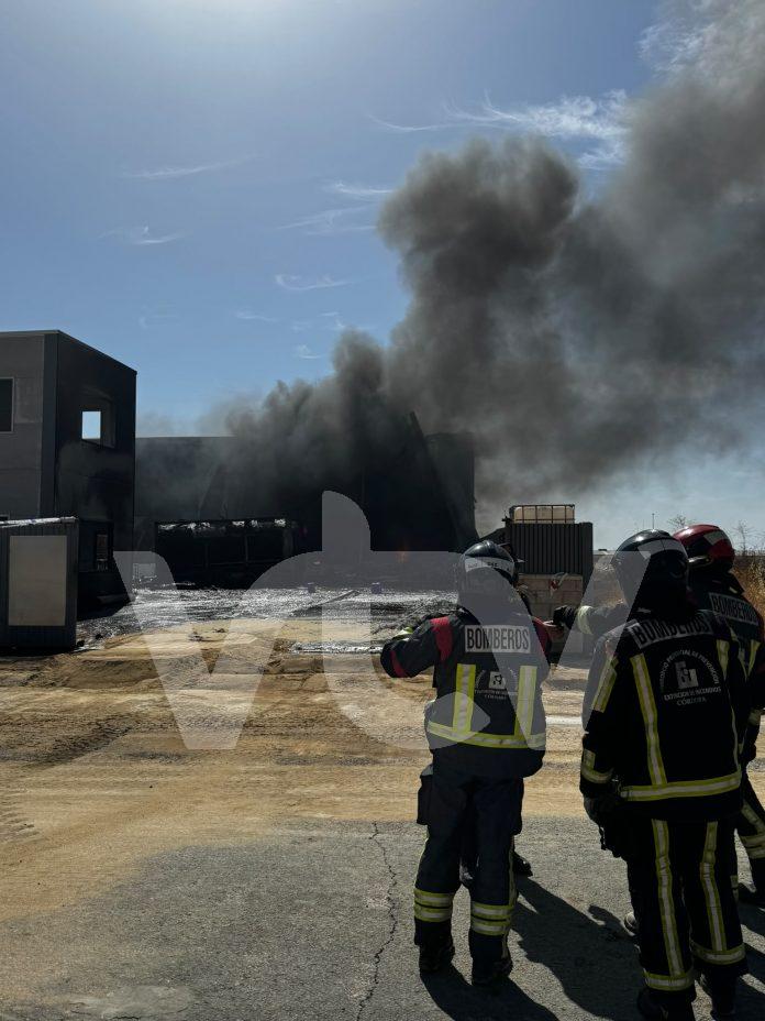 Incendio, nave aceite, Lucena