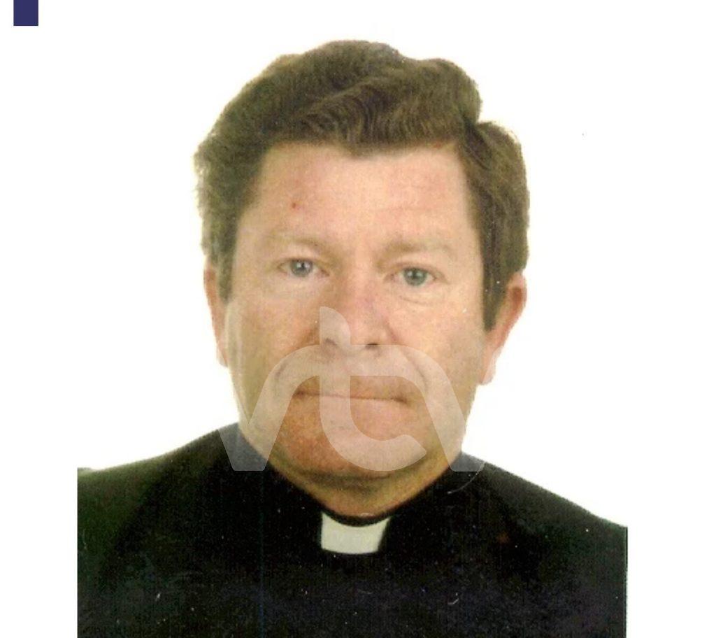 SACERDOTE LUCENA