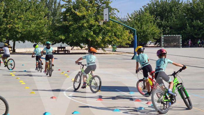 ESCUELA CICLISTA LUCENA